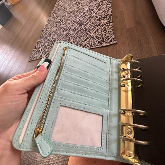 Franklin Covey Bella Binder Compact Size - Picture 8 of 11